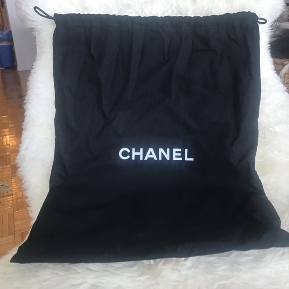 CHANEL Chevron Boy Bag Old Medium - Picture 8 of 8